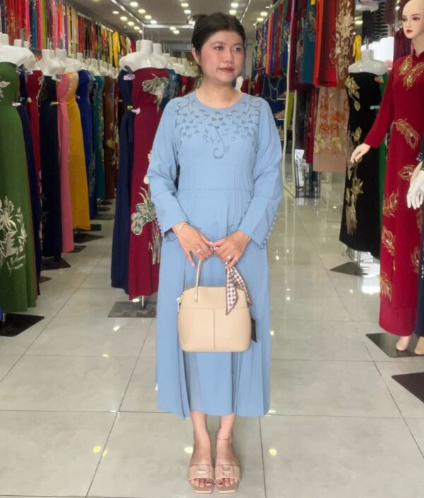 Đầm Suông Dài Tay Xanh Pastel - Ảnh 4